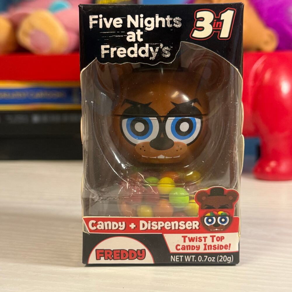 FNAF Freddy Fazbear 3-in-1 Candy Dispenser NIB Radz Twistz 2017